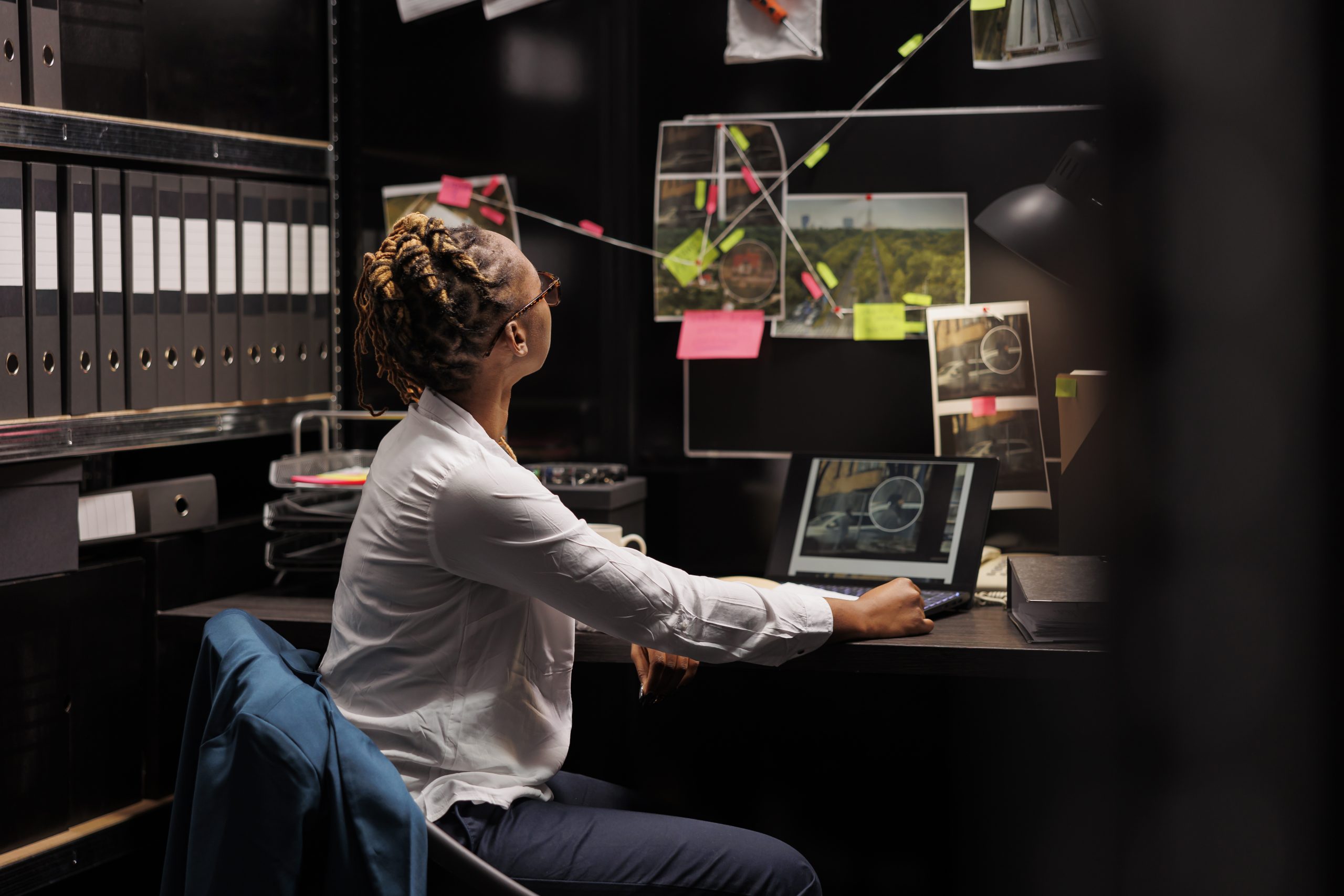 Graduate criminal justice student learning investigation techniques